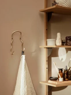 Handgemaakte messing wandhaak Curvature
