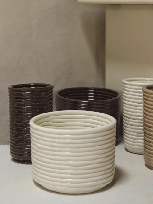 Handgemaakte plantenpot Corduroy
