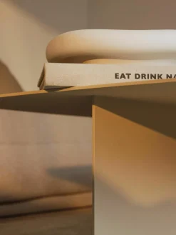 Handgemaakte salontafel Livia