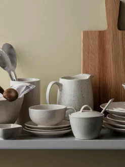 Handgemaakte theekopje Nordic Vanilla met schoteltje
