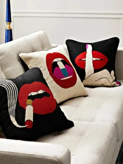 Handgemaakte wollen decoratief kussen Lips Hush