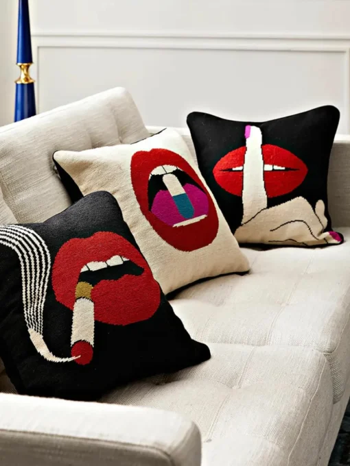 Handgemaakte wollen decoratief kussen Lips Hush