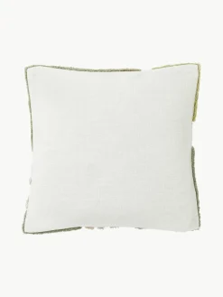 Handgetufte kussenhoes Coraline met decoraties