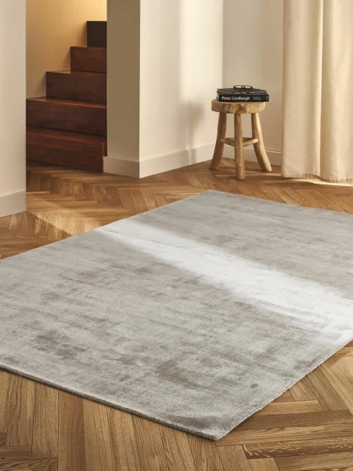 Handgeweven viscose vloerkleed Jane