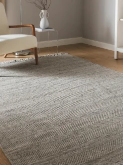 Handgeweven wollen vloerkleed Lars met franjes