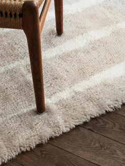 Handgeweven wollen vloerkleed Fjord