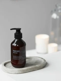 Handlotion Meadow Bliss (bittere citrus, hout, verbena & thee)