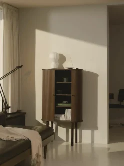 Highboard Calary met geribde voorzijde