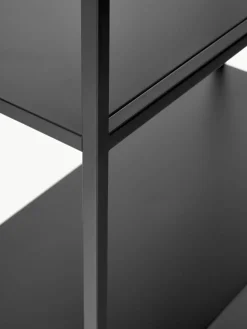 Hoge metalen plank Neptun