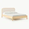 Houten bed Jones met hoofdeinde van bouclé