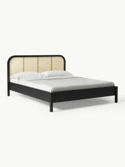 Houten bed Jones met hoofdeinde van Weens vlechtwerk