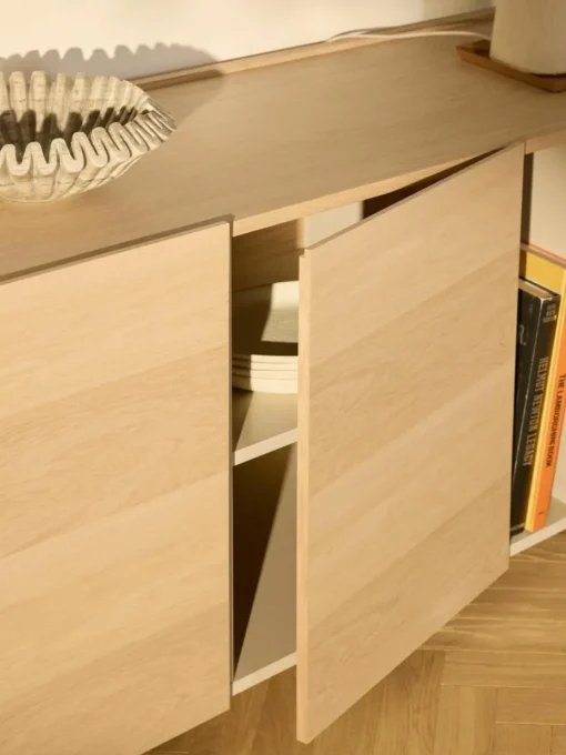 Houten dressoir Larsen