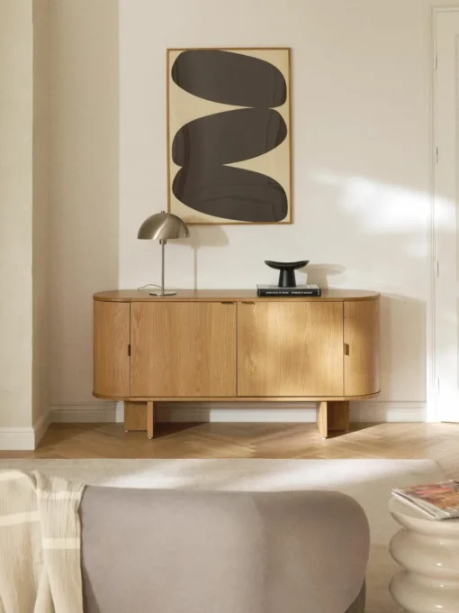 Houten dressoir Zumi met afgeronde hoeken