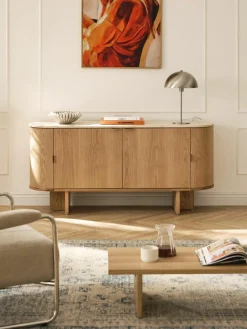 Houten dressoir Zumi met afgeronde hoeken en travertijn blad