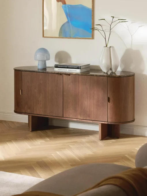 Houten dressoir Zumi met afgeronde hoeken en gemarmerd tafelblad