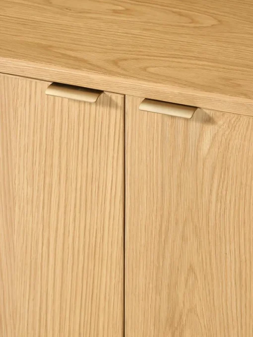 Houten dressoir Zumi met afgeronde hoeken