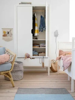 Houten kledingkast Classic