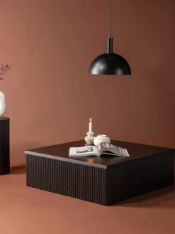 Houten salontafel Lenox met groefreliëf