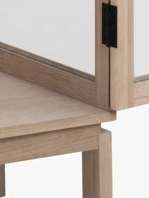 Houten vitrinekast Linley met glazen deuren