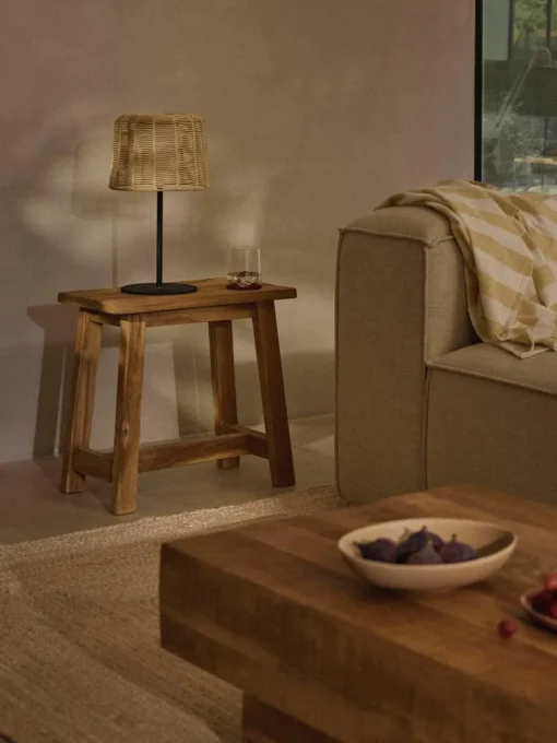 In- & outdoor Solar LED-Lamp Kyra met rotan kap