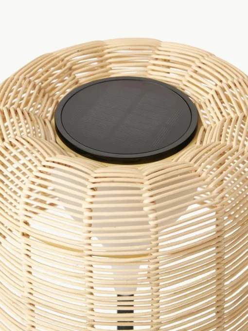 In- & outdoor Solar LED-Lamp Kyra met rotan kap