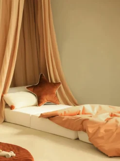 3in1 fluwelen slaapmatras, zitzak en speeltafel Sleepover