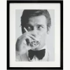 Ingelijste digitale print James Bond Drinking