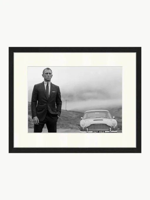 Ingelijste foto Daniel Craig als James Bond