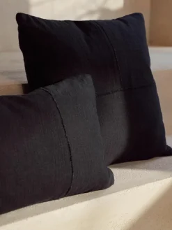 Katoenen kussenhoes Terre met decoratieve naad