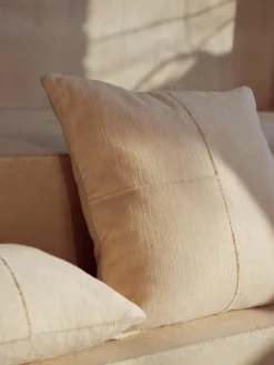 Katoenen kussenhoes Terre met decoratieve naad