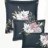 Katoenensatijnen kussenhoes Margot met bloemenprint