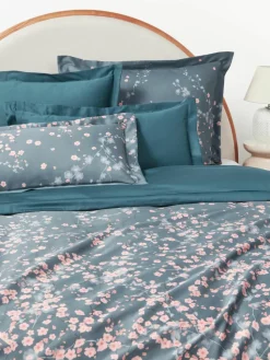 Katoensatijnen dekbedovertrek Sakura met bloemenprint