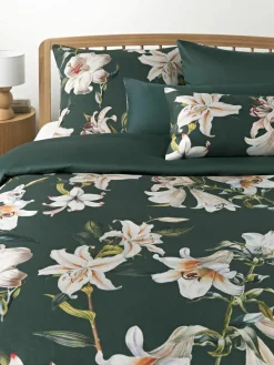 Katoensatijnen dekbedovertrek Flori met bloemenprint
