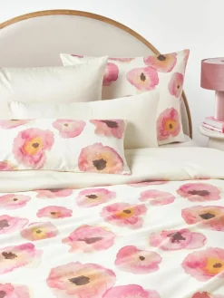 Katoensatijnen dekbedovertrek Fiorella met bloemenprint
