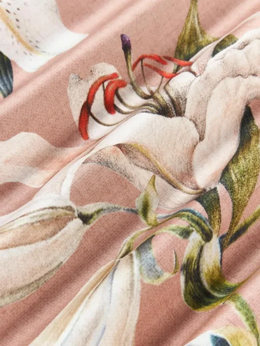 Katoensatijnen dekbedovertrek Flori met bloemenprint