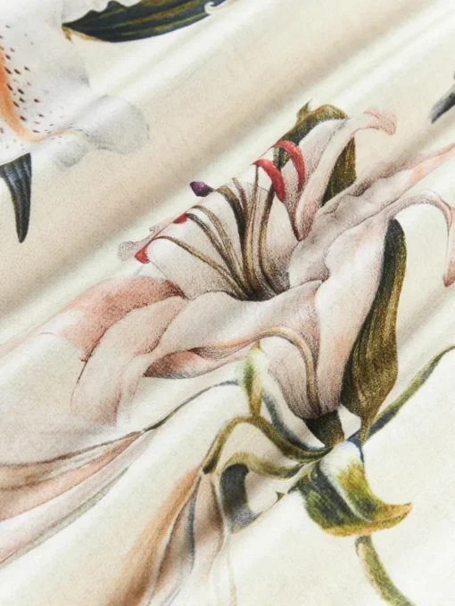 Katoensatijnen kussenhoes Flori met bloemenprint