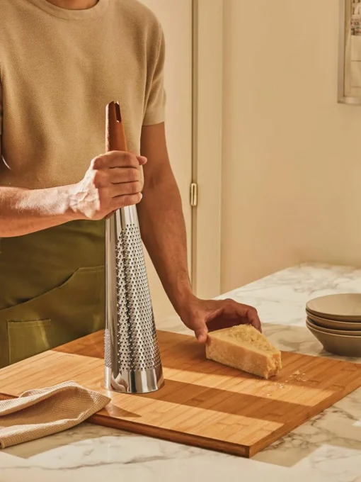 Keukenrasp Todo met houten handvat