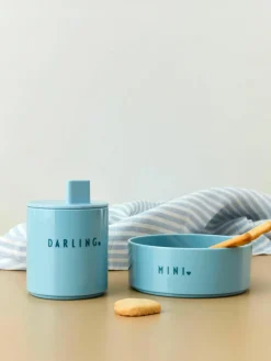 Kinderbeker Mini Favourite met verschillend opschrift aan de voor- en achterzijde