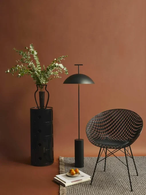 Kleine design LED vloerlamp Geen-A, dimbaar