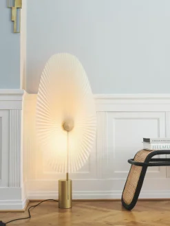 Kleine dimbare LED vloerlamp Liris