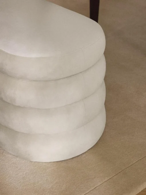 Kleine fluwelen bank Alto met opbergruimte