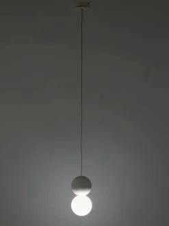 Kleine hanglamp Zero van glas en beton