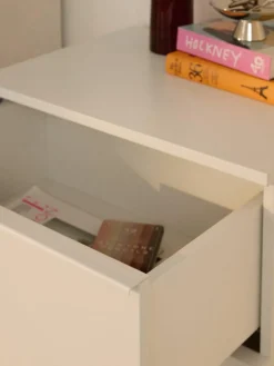 Kleine houten ladekast Elona