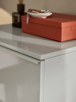 Kleine houten ladekast Elona