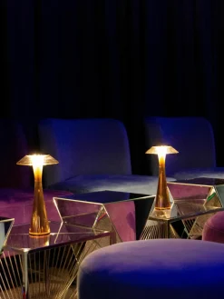 Kleine mobiele LED tafellamp Space