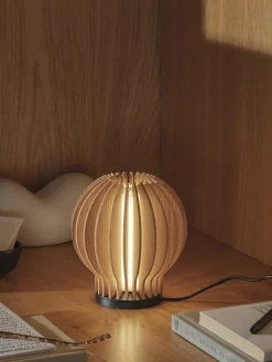 Kleine mobiele LED tafellamp Radiant, dimbaar