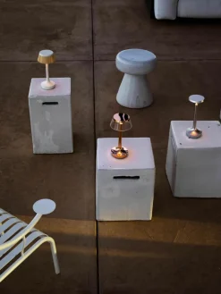 Kleine mobiele LED tafellamp Bon Jour, dimbaar