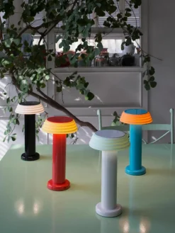 Kleine mobiele LED tafellamp PL1, dimbaar