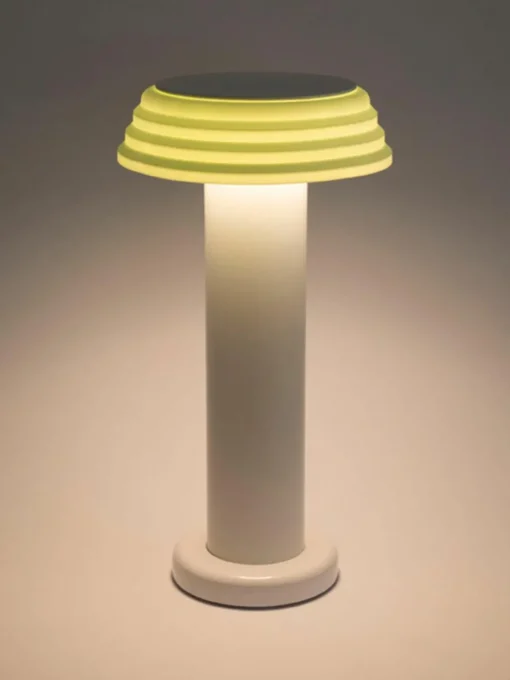Kleine mobiele LED tafellamp PL1, dimbaar