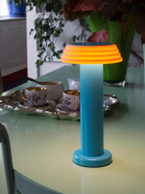 Kleine mobiele LED tafellamp PL1, dimbaar